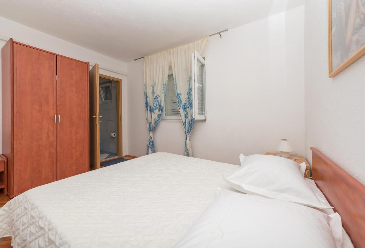 מאקרסקה Apartments Dalmato מראה חיצוני תמונה